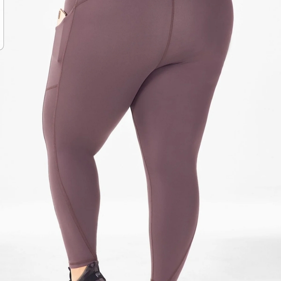 Fabletics workout pants - Picture 4 of 9